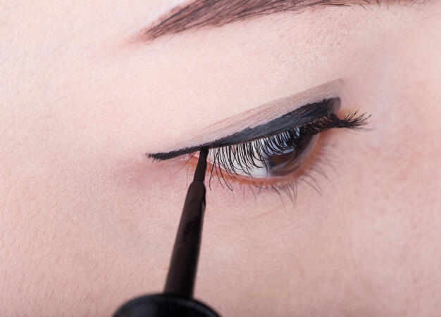 Eyeliner Nasıl Sürülür?