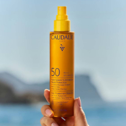 Caudalie Vinosun SPF50+ Protect Yüksek Koruma Sağlayan Güneş Yağı 150 ml - Caudalie (1)