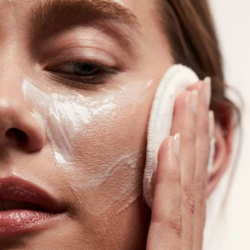 Caudalie Vinoclean Badem Yağlı Temizleme Sütü 400 ml - 4