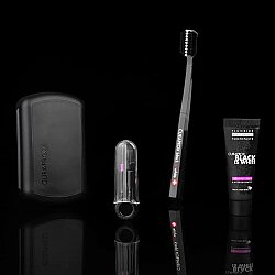 Curaprox Black Is White Seyahat Ağız Bakım Seti - 3