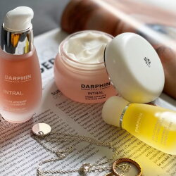 Darphin Intral Hassas Ciltlere Özel Yatıştırıcı Cilt Bakım Kremi 50ml - 3