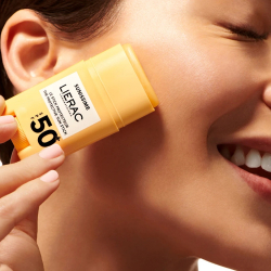 Lierac Sunissime Koruyucu Güneş Stick SPF50+ 10g - Lierac (1)