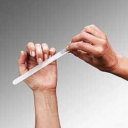 Margaret Dabbs London Crystal Nail File Kristal Tırnak Törpüsü - 5