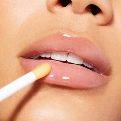 Nuxe Reve de Miel Besleyici Dudak Balı 10ml - 4