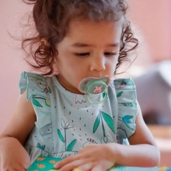 Philips Avent Ultra Air Kız Çocuk Emzik 6-18m+ - 2