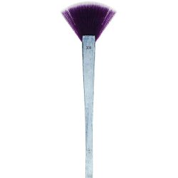 Real Techniques Brush Crush Fan Brush Aydınlatıcı Fırçası 