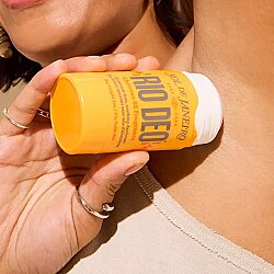 Sol de Janeiro Rio Deo Cheirosa '62 57 G - Alüminyumsuz Deodorant - Sol De Janeiro (1)