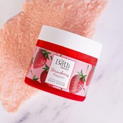 The Bath Factory Nemlendirici ve Arındırıcı Shea Vücut Peelingi Çilek Aromalı 300gr - 4